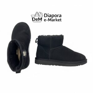 Accueil modèle : bottes ugg classic mini avec logo graphique latéral. taille 39